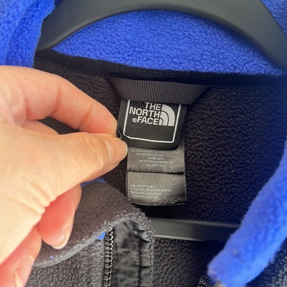 The north face sweater size XS great condition - Picture 2 of 8